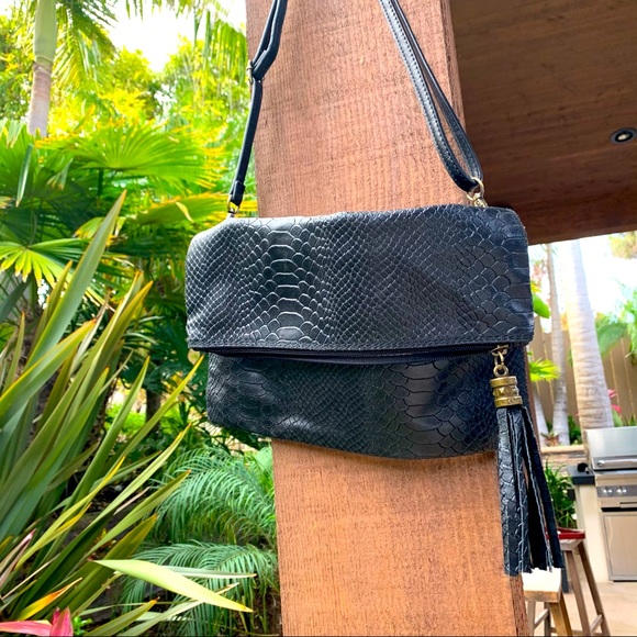 Handbags - Black soft genuine leather crossbody clutch